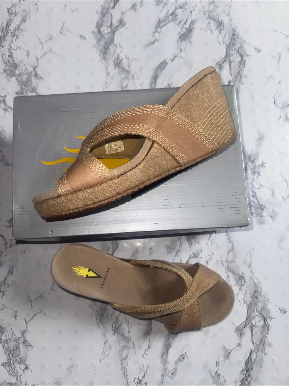 Volatile Lanelines Wedged Sandals Tan Size 10